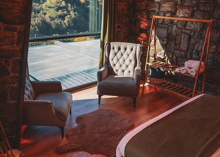 Pavri Suit Bungalov